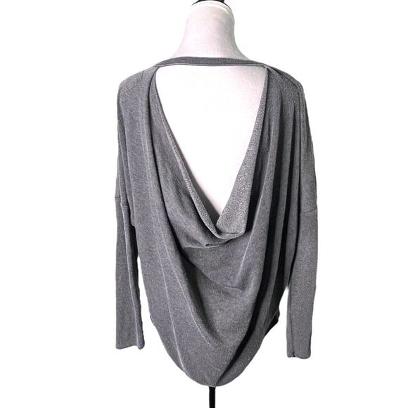 Chaser Tops - Chaser Open Back Long Sleeve Pullover Gray Size Medium